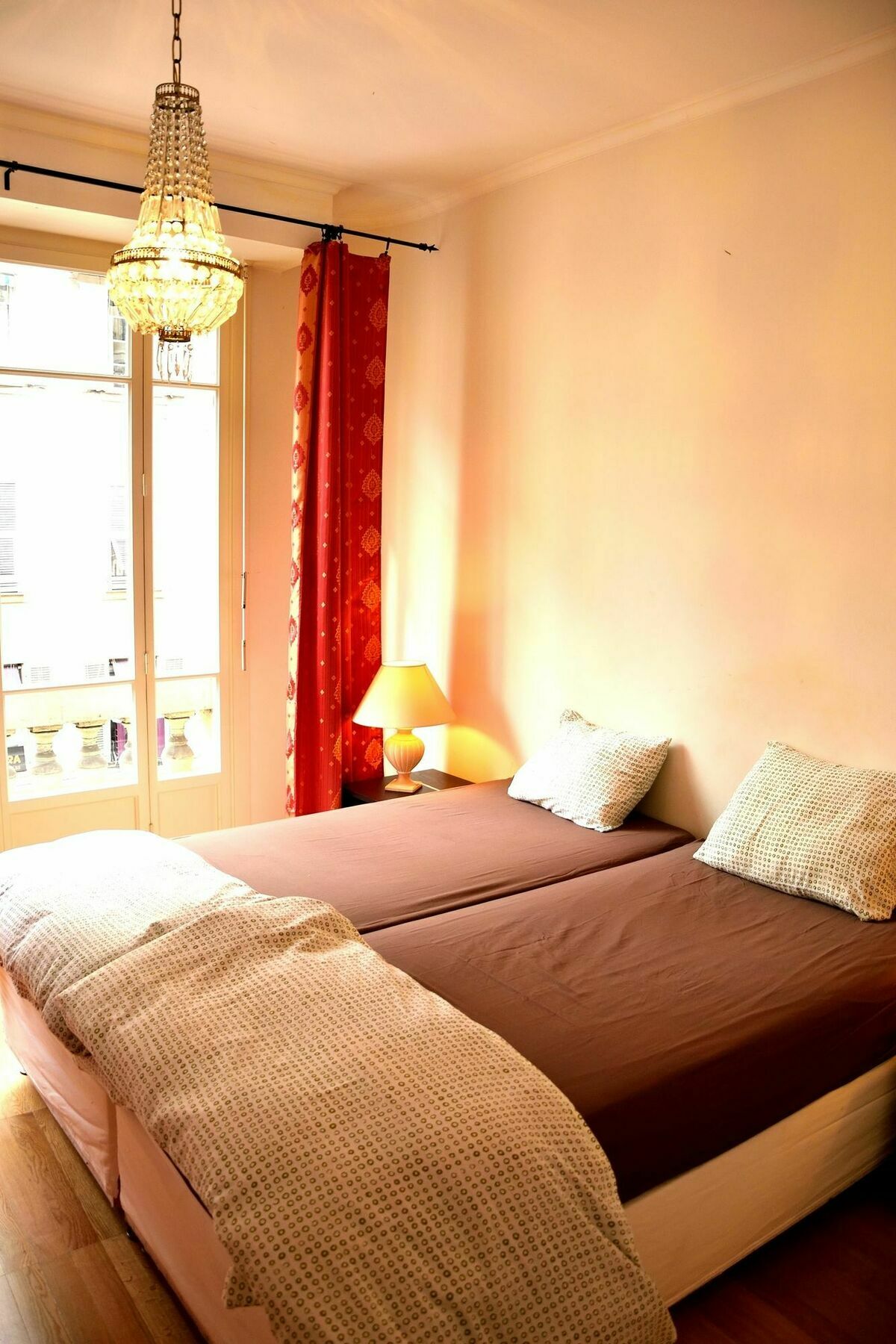 Unik Apartment Nice Bagian luar foto